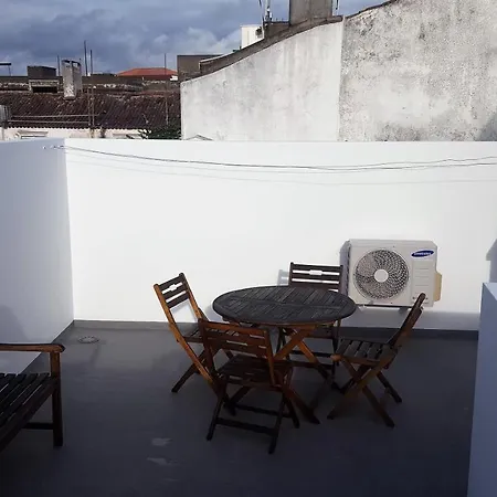 Floor W/terrace Oceanview Apartman